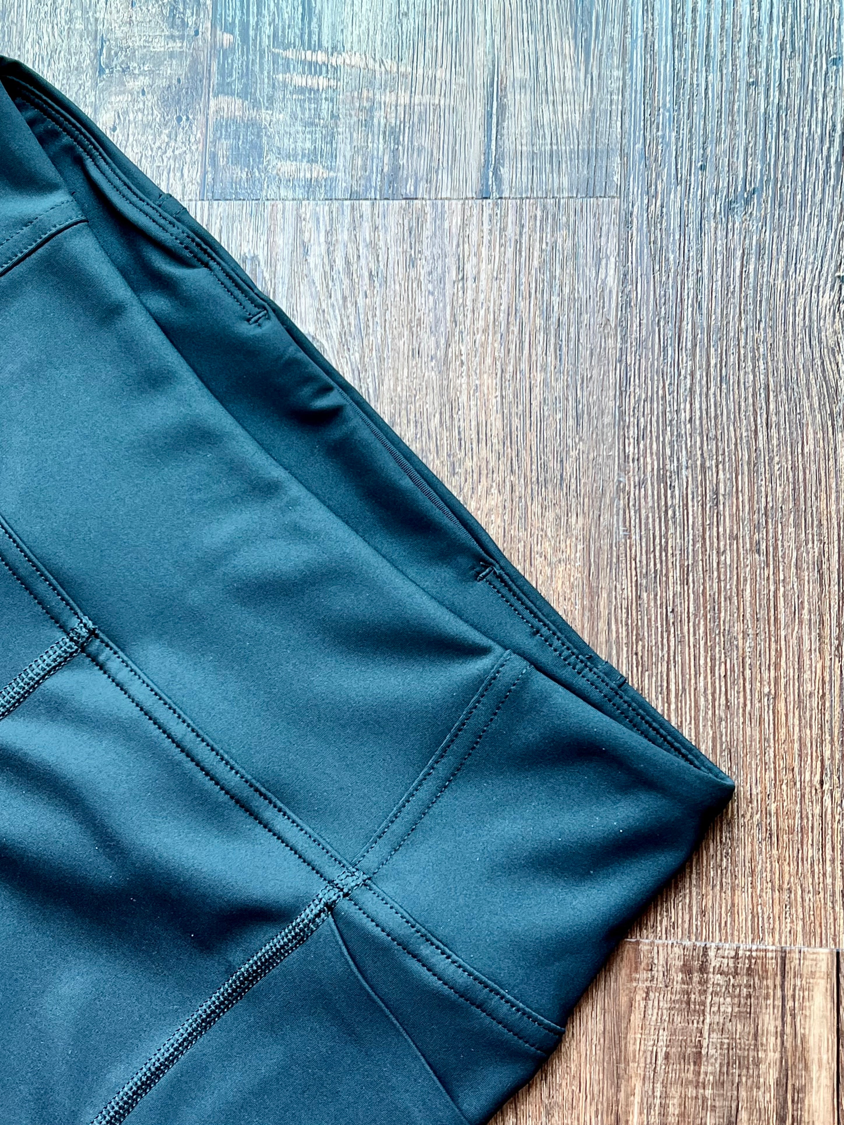 Speed Seamless 8’’ Pocket Shorts in Black