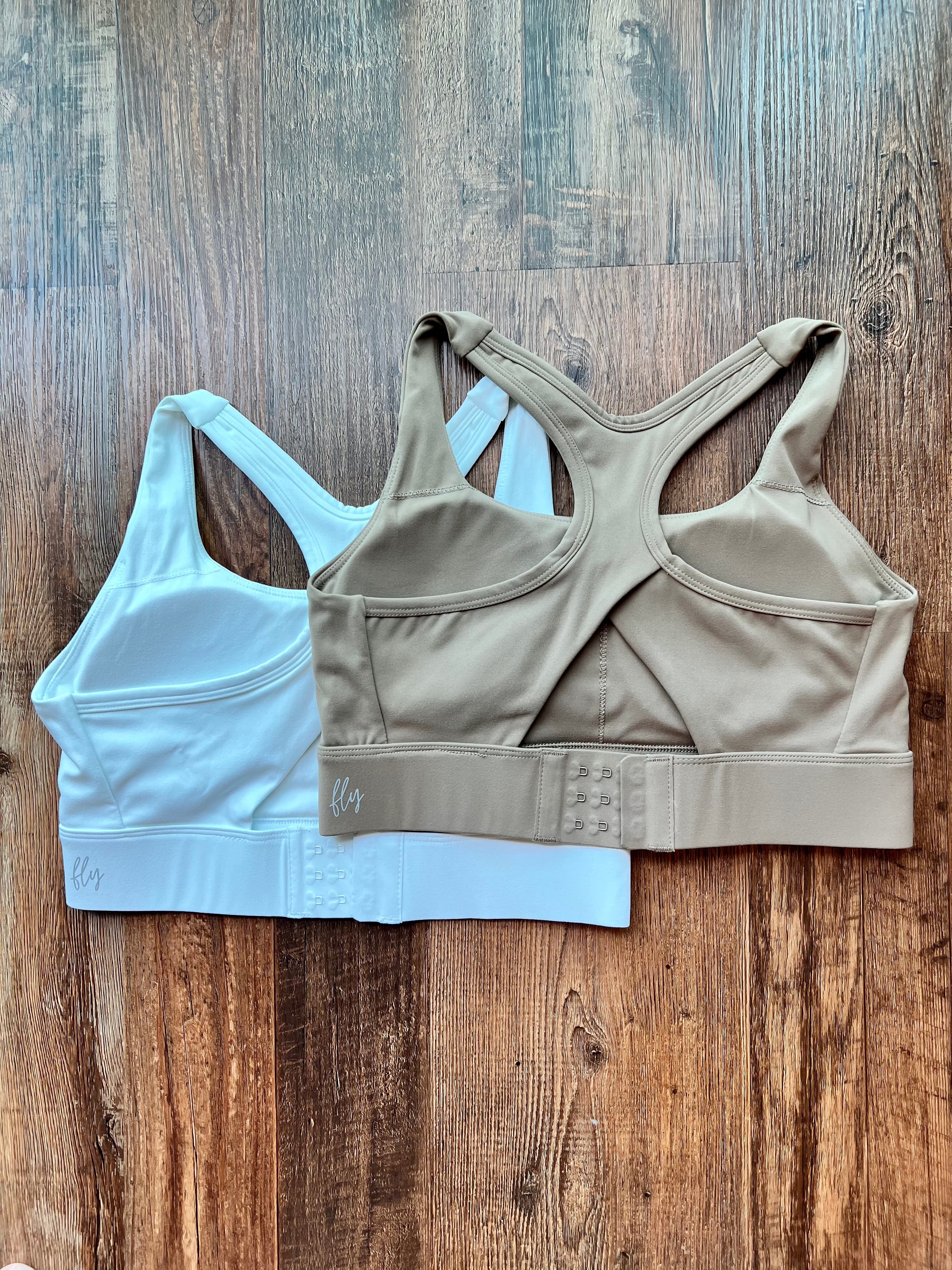 Energy Clasp Sports Bra in White